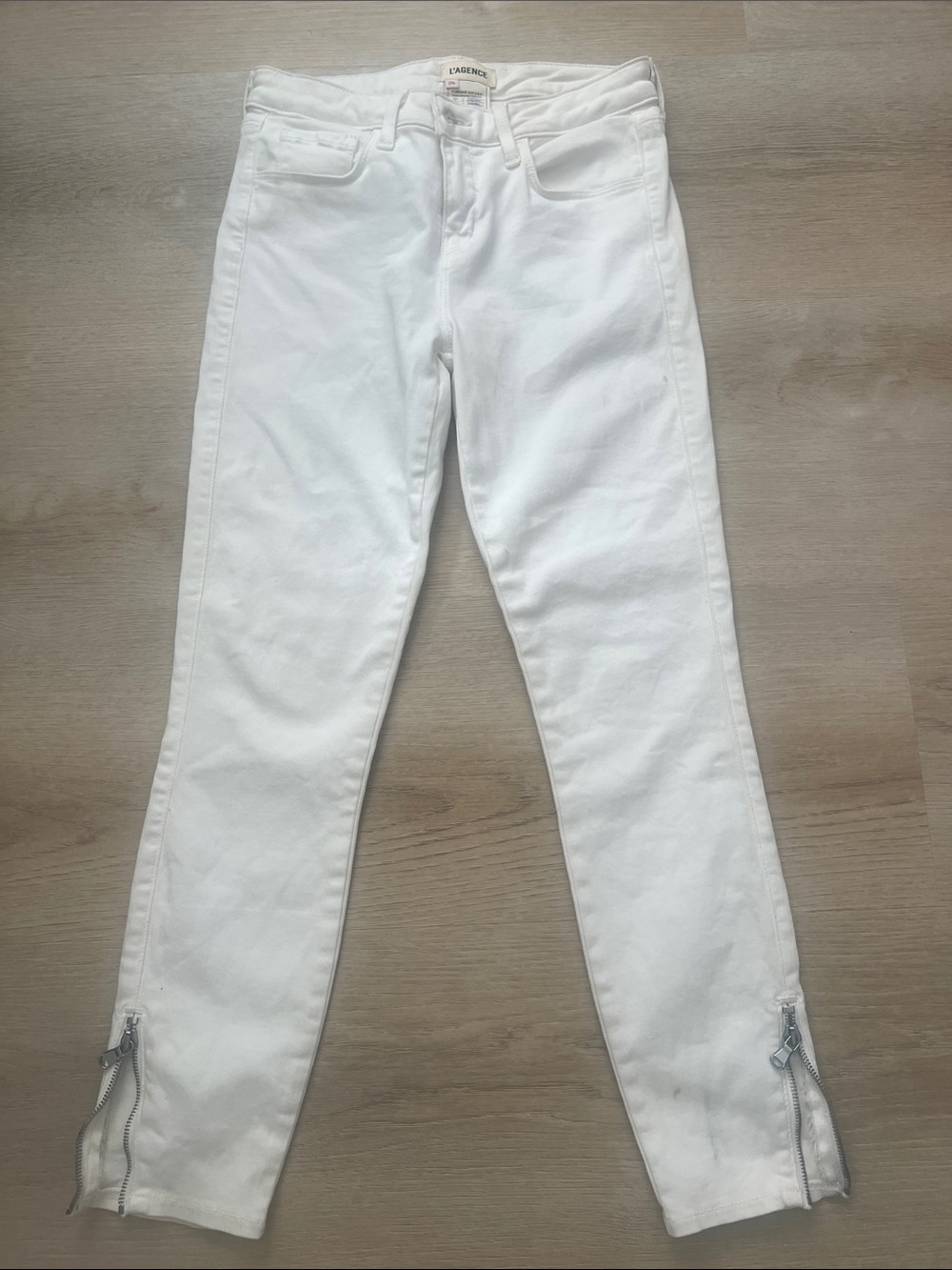 L'AGENCE White Skinny Jeans with Ankle Zips